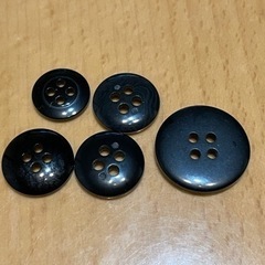 いろんなボタン掲載中 ボタン14個 ハンドメイドにどうぞ 同時購入割引します。①の画像