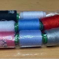 糸のセット 太巻き7本細巻き2本 糸の太さはほぼ同サイズの画像