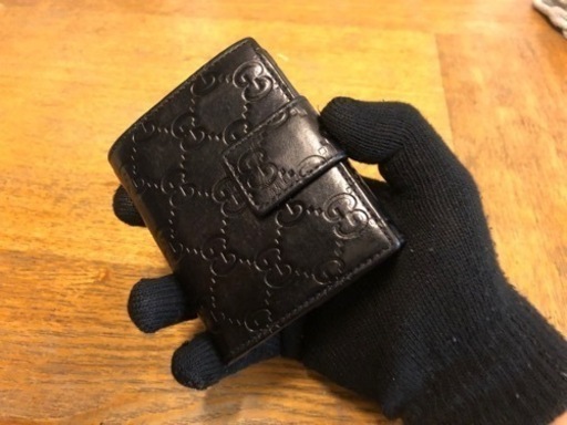 売り切れました【美品】GUCCI グッチ　ミニ財布 コンパクトウォレット シマライン ブラック