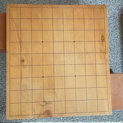 お買い得!!! 本榧将棋盤(パチッと良い音がします)、将棋コマ、碁盤、碁石の四点セットの画像