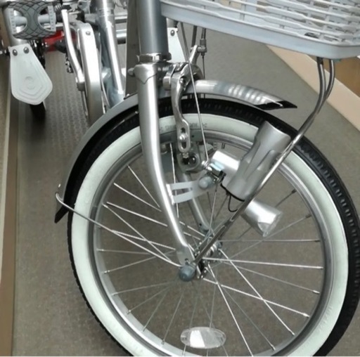 大人用三輪自転車 ブリヂストンBW13 シルバー