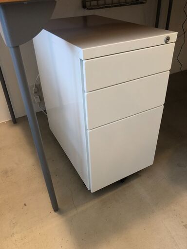 値下げしました◎デスク用サイドワゴン W31cm x D51cm (取りに来られる方限定)