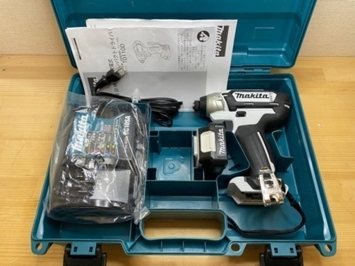 新品 マキタ　TD110D  インパクトドライバ　ホワイト　セット