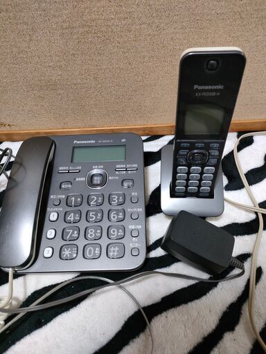 【美品】中古品 Panasonic コードレス電話機 VE-GD32-H KX-FKD508-H 親機+子機