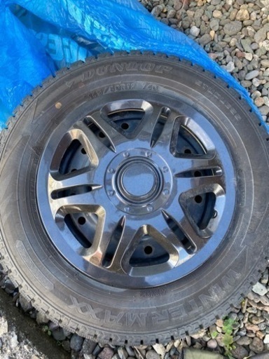 ワンシーズン使用スタッドレスタイヤ　2021年2月