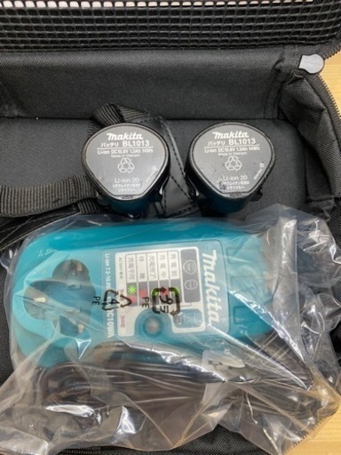 中古　マキタ　TD090D インパクトドライバ　フルセット