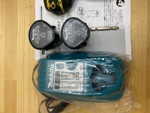 中古 マキタ　TD090D 10V インパクトドライバ