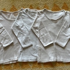 ユニクロ キルトパジャマ 下着セット 90cmの画像