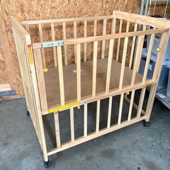 【お取引中】ベビーベッド　赤ちゃん　ベッド　ベッド下収納　西松屋の画像