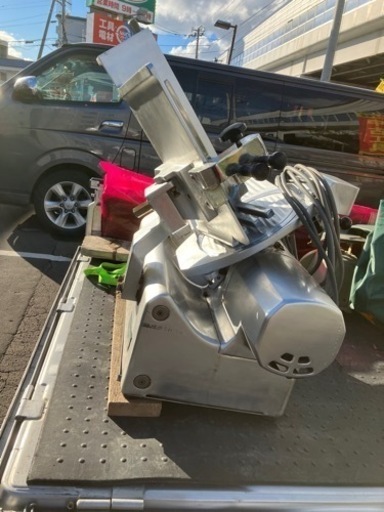 中古厨房 業務用 渡辺鉄工所 卓上 ミート 肉 スライサー WSD-2P&3P 三相 200V