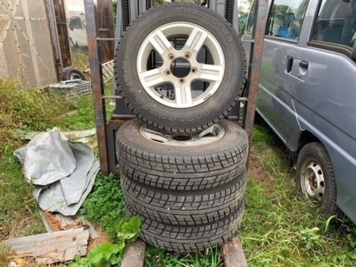 ジムニー　スタッドレスタイヤ4本アルミ組セット