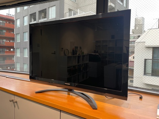 液晶テレビ42型　TOSHIBA REGZA 42Z2 東芝