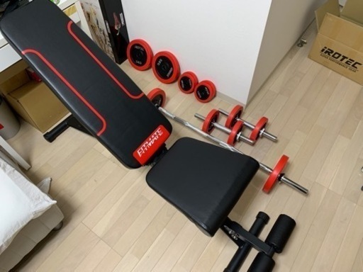 ダンベルセット、インクラインベンチ 早い者勝ちです