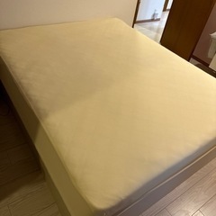 クイーン ベッド マットレス＆収納付きの画像
