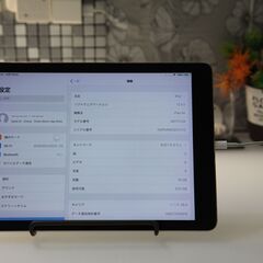 iPad Air です。画面キズなど無く綺麗です。の画像