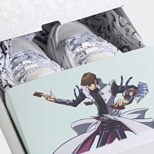 遊戯王 × アディダス コラボ コレクション ブルーアイズ