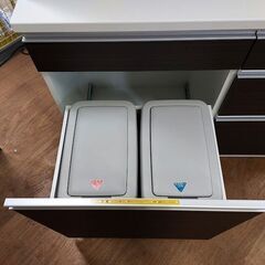 【愛品倶楽部柏店】　ケユカ/高橋木工所　フローラⅢ　組合せ　２枚スライド扉キッチンボード　白&こげ茶