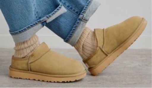 新品未使用 UGGのクラシック ムートンスリッパ ベージュ