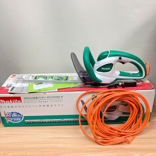 ✨期間限定 ジモティー特別SALE✨美品! Makitaマキタ 芝刈り機 300mm生垣バリカン MUH305G/R