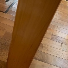 ダイニングテーブルの画像
