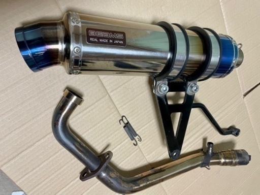 BEAMS R-EVO マフラー