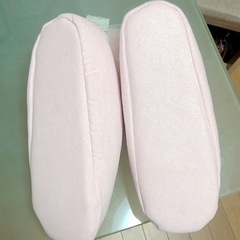 ファー付きルームシューズの画像