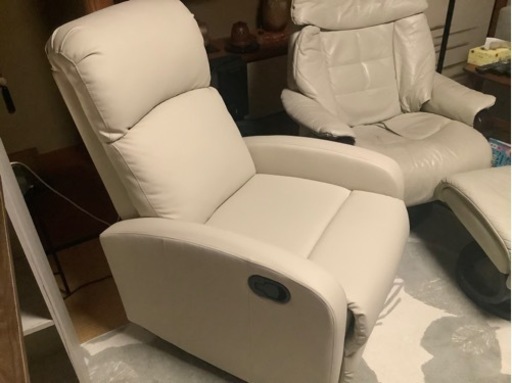 リクライニングソファー　綺麗です