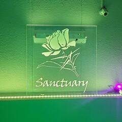 BAR Sanctuary  バイト募集の画像