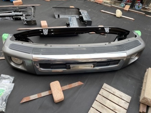 再販ランクル70 フロントバンパーフォグランプ付き リアバンパー左右 中古