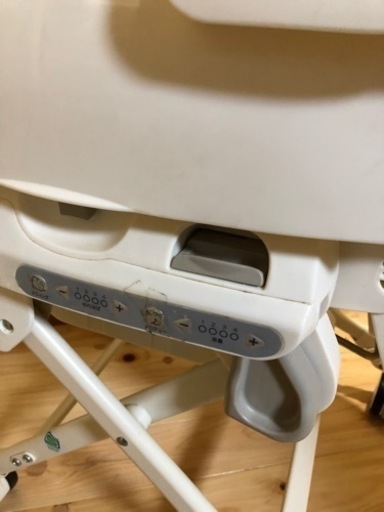 コンビ　電動ハイローチェア　オートスイング　バウンサー