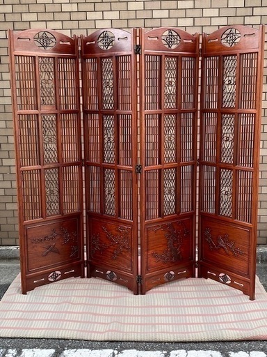 ◎最終お値下げしました‼️ 逸品 唐木家具 紫檀？4枚折り 衝立 パーテーション 花鳥図 間仕切り 仕切り 透かし彫 スクリーン建具コレクター所蔵品