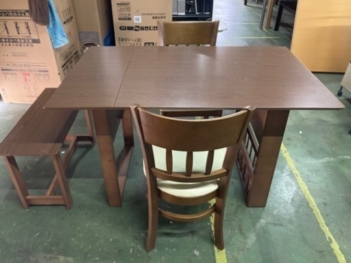 ● ダイニングテーブルセット、ニトリ、ロピア2、ベンチ、イス2脚