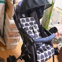 B型ベビーカー　アップリカ　中古の画像
