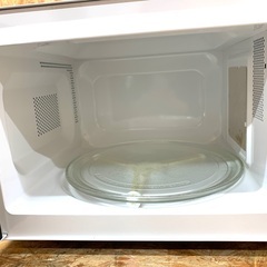 【お取引中】SHARP 電子レンジ/60Hz専用 RE-T3-W6 18年製　省エネ設計 /簡単操作で使いやすい電子レンジ の画像