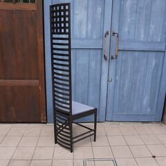 Cassina(カッシーナ)のチャールズ・レニー・マッキントッシュによるデザインの292 HILL HOUSE,1(ヒルハウス,1) ラダーバックチェア。ニューヨーク近代美術館所蔵の名作椅子です♪CI125の画像