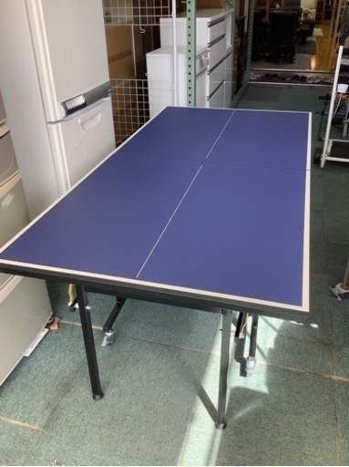 【リサイクルサービス八光】ティゴラ 卓球台 コンパクトサイズ セパレート式 移動キャスター付 TR-2PG3059TTコンハ