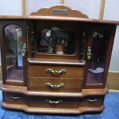 ジュエリーボックス　オルゴール付きの画像