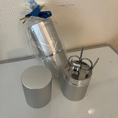 お爪のお手入れ５点セット　新品未使用品　色：シルバー　爪切り　甘皮処理　ハサミ　ヤスリ　ピンセットの画像