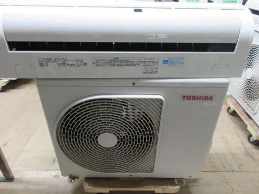 K03556　東芝　 中古エアコン　主に6畳用　冷房能力　2.2KW ／ 暖房能力2.2KW