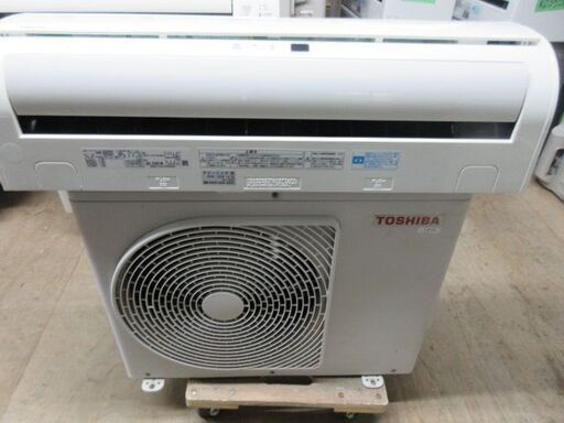 K03559　東芝　 中古エアコン　主に6畳用　冷房能力　2.2KW ／ 暖房能力2.2KW