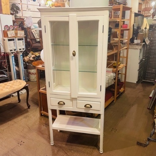 【実質表示価格より２０％お値引き！！】　ケビント　医療棚　ドクターキャビネット　オフホワイト　白家具　姫系　ガラス棚　コレクションケース　ショーケース　キャビネット　ガラスキャビネット　検　ビンテージ　アンティーク　真鍮