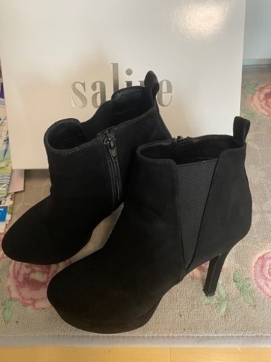 salire ショートブーツ