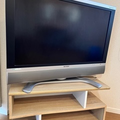 37インチ テレビ＋テレビ台の画像