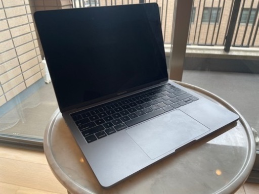 Macbook Pro （13-inch,2019,four thunderbolt 3 ports）