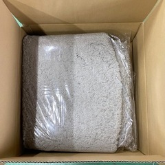 ［只今取引中］新品未使用 円形シャギーラグ