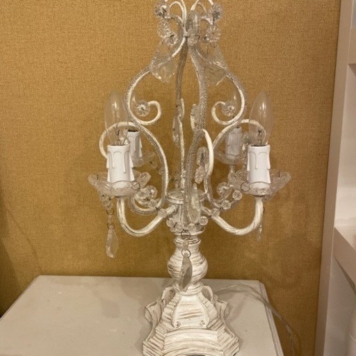白アンティーク家具　照明