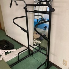 懸垂マシン　
