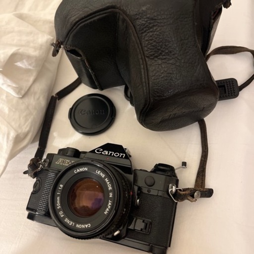 キヤノン　ＣＡＮＯＮ　一眼レフカメラ　ヴィンテージ　ハードカバー付き