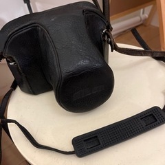 キヤノン　ＣＡＮＯＮ　一眼レフカメラ　ヴィンテージ　ハードカバー付き　の画像