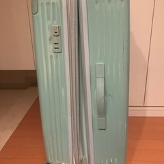 無料！大きいスーツケースの画像